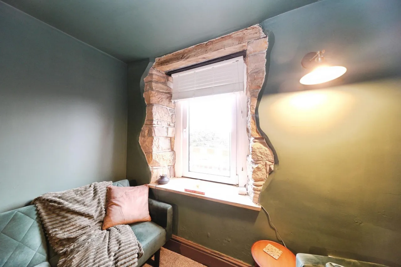 Lea Shaw, Matlock, DE4, photo 15