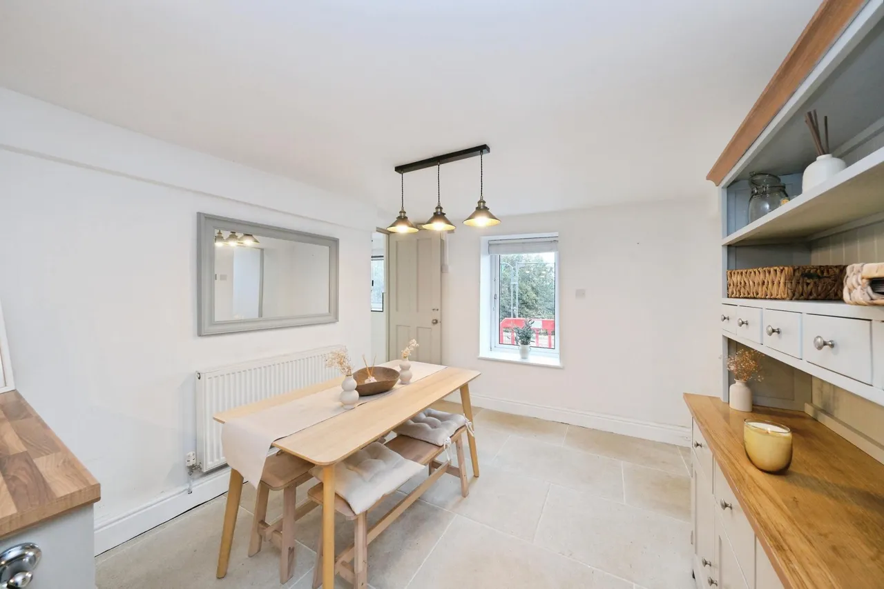Lea Shaw, Matlock, DE4, photo 8