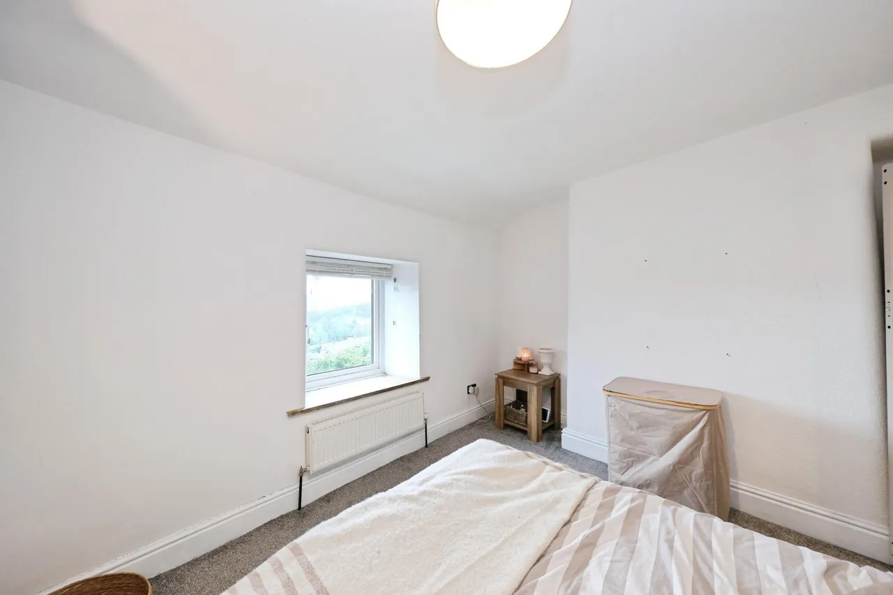 Lea Shaw, Matlock, DE4, photo 28