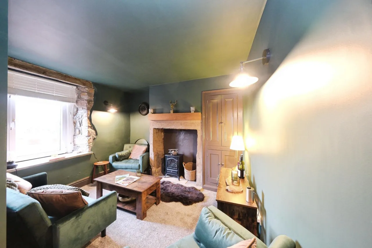 Lea Shaw, Matlock, DE4, photo 12