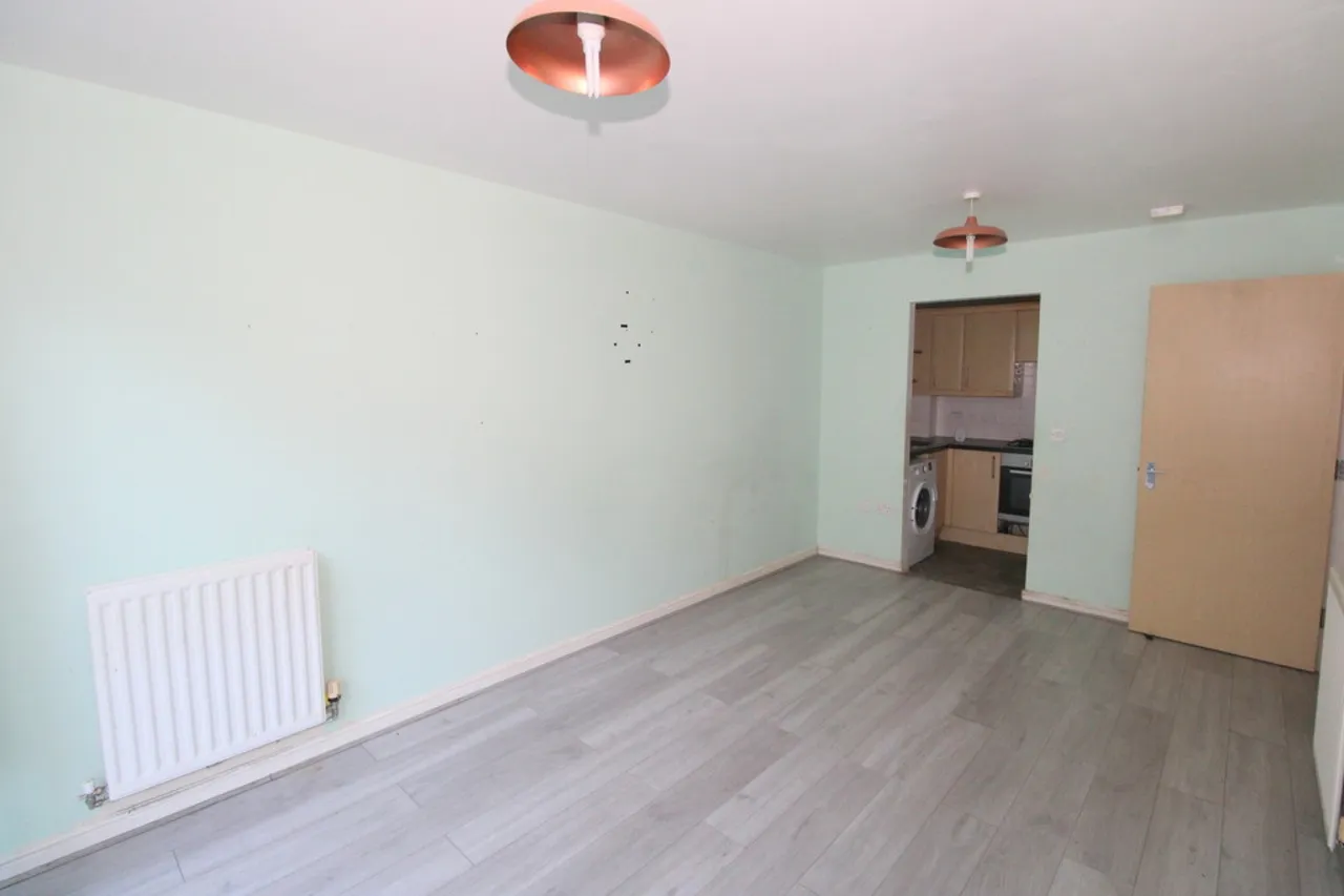 Wooldridge Close, Bedfont, TW14, photo 8
