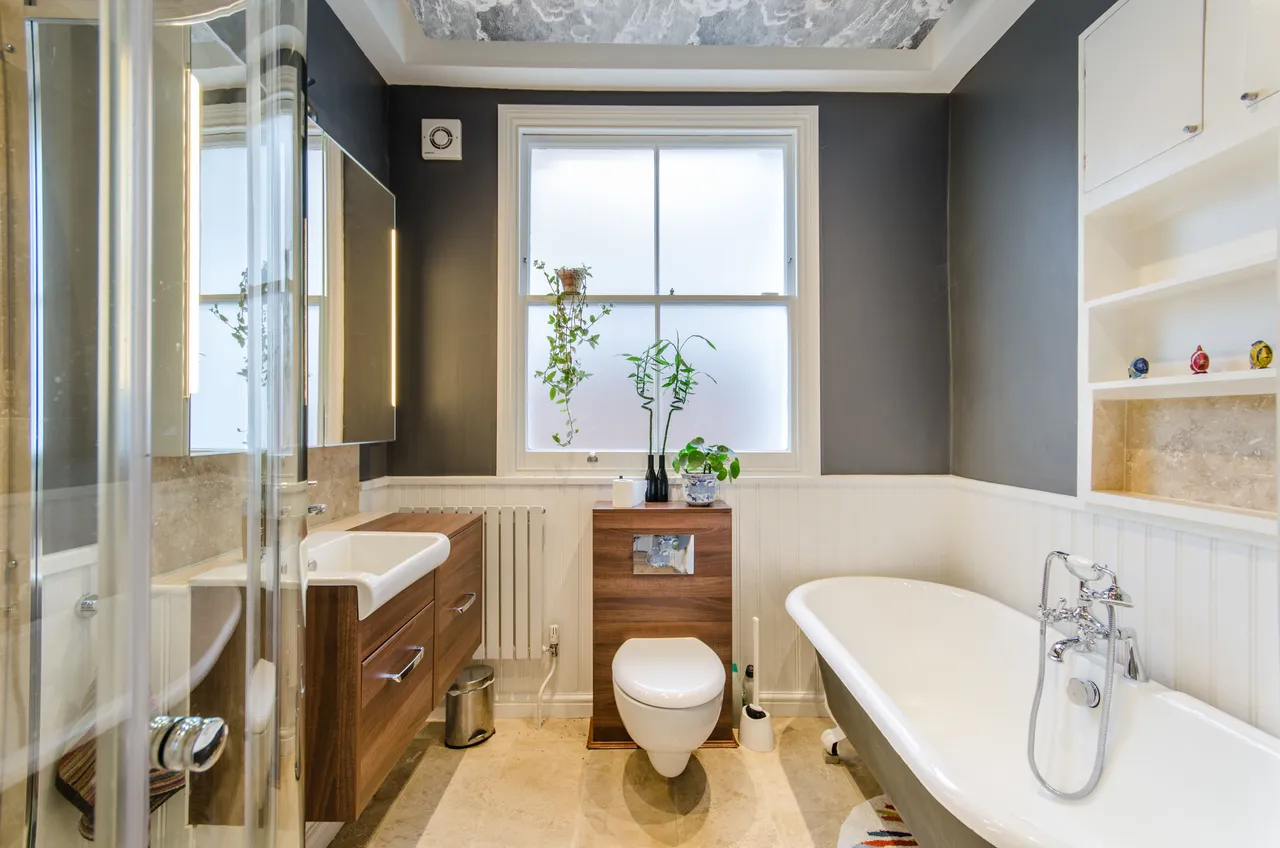 37a Riffel Road, London, photo 4