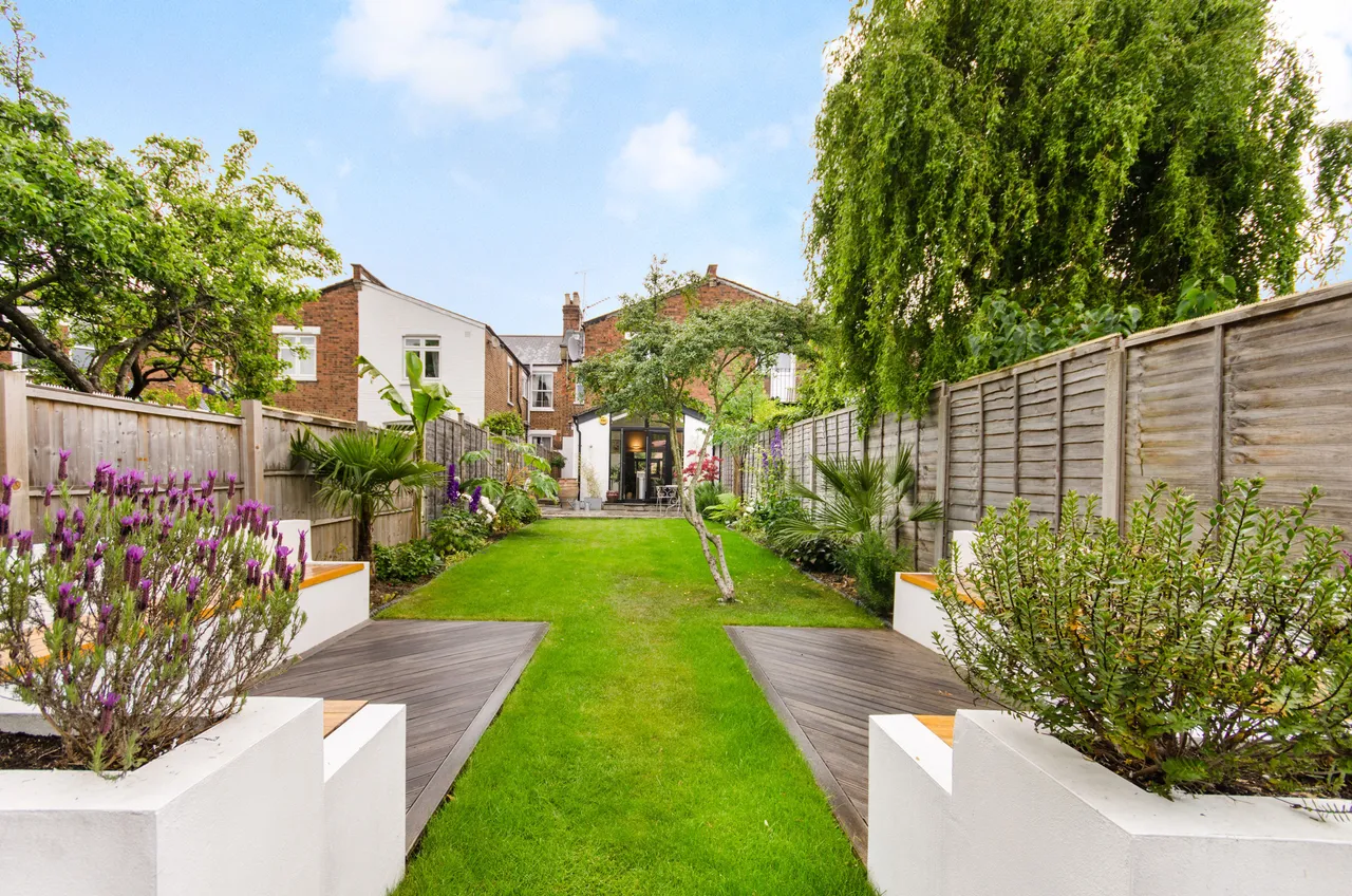 37a Riffel Road, London, photo 7