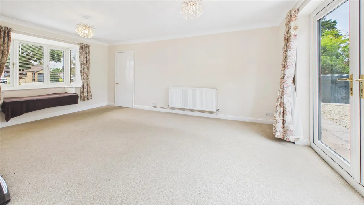 Orchard Close, Morton, photo 7