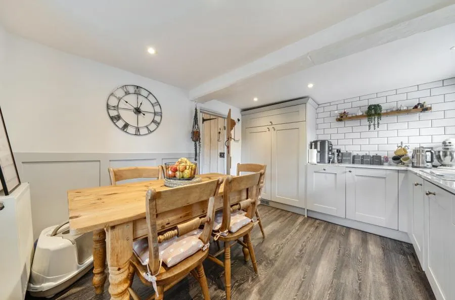 Wroslyn Road, Freeland, OX29, photo 6