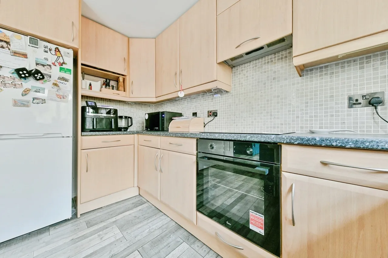 Bradman Way, Stevenage, Hertfordshire, SG1, photo 6