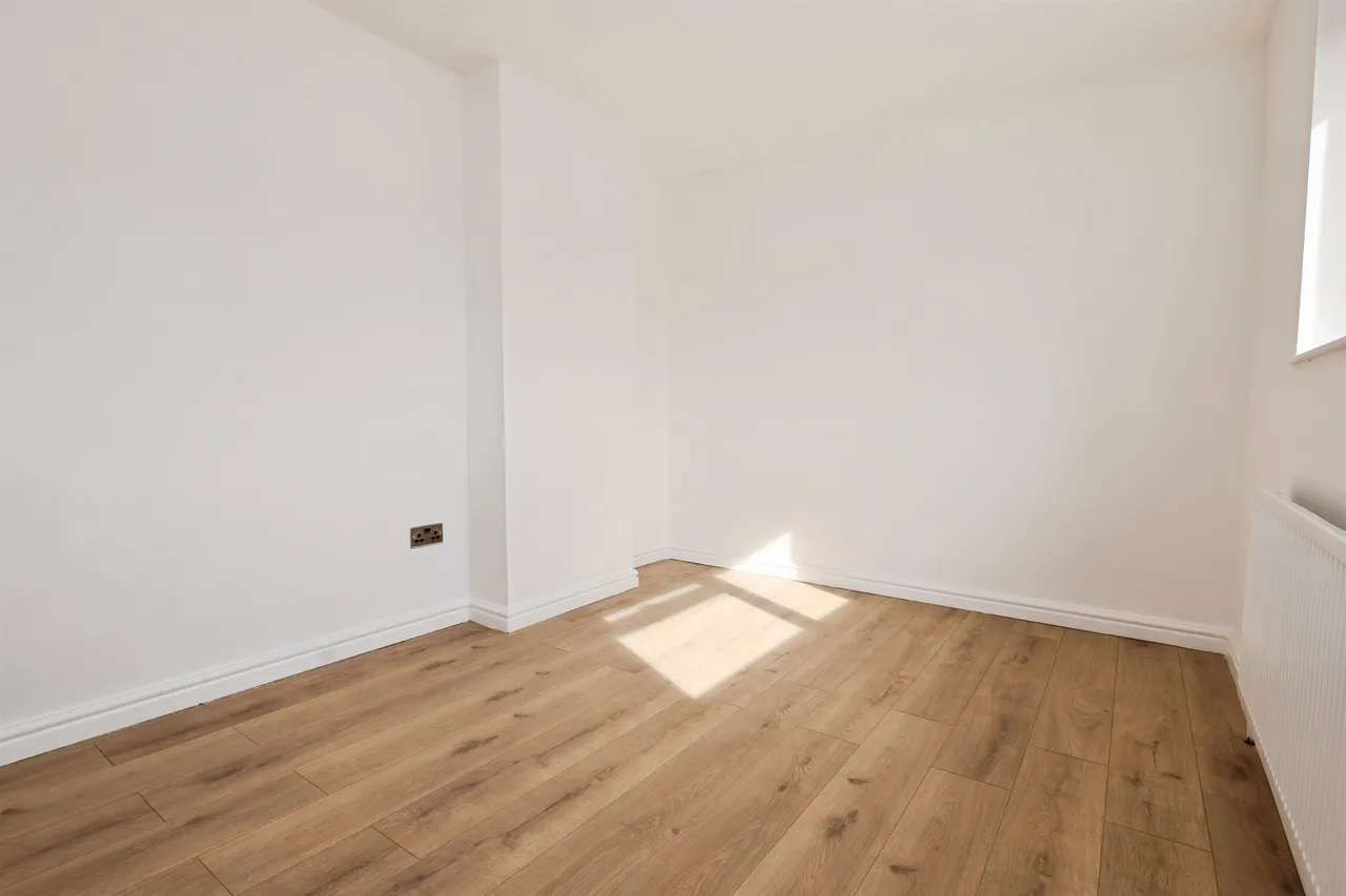 Gauden Road, Wollescote, DY9, photo 16