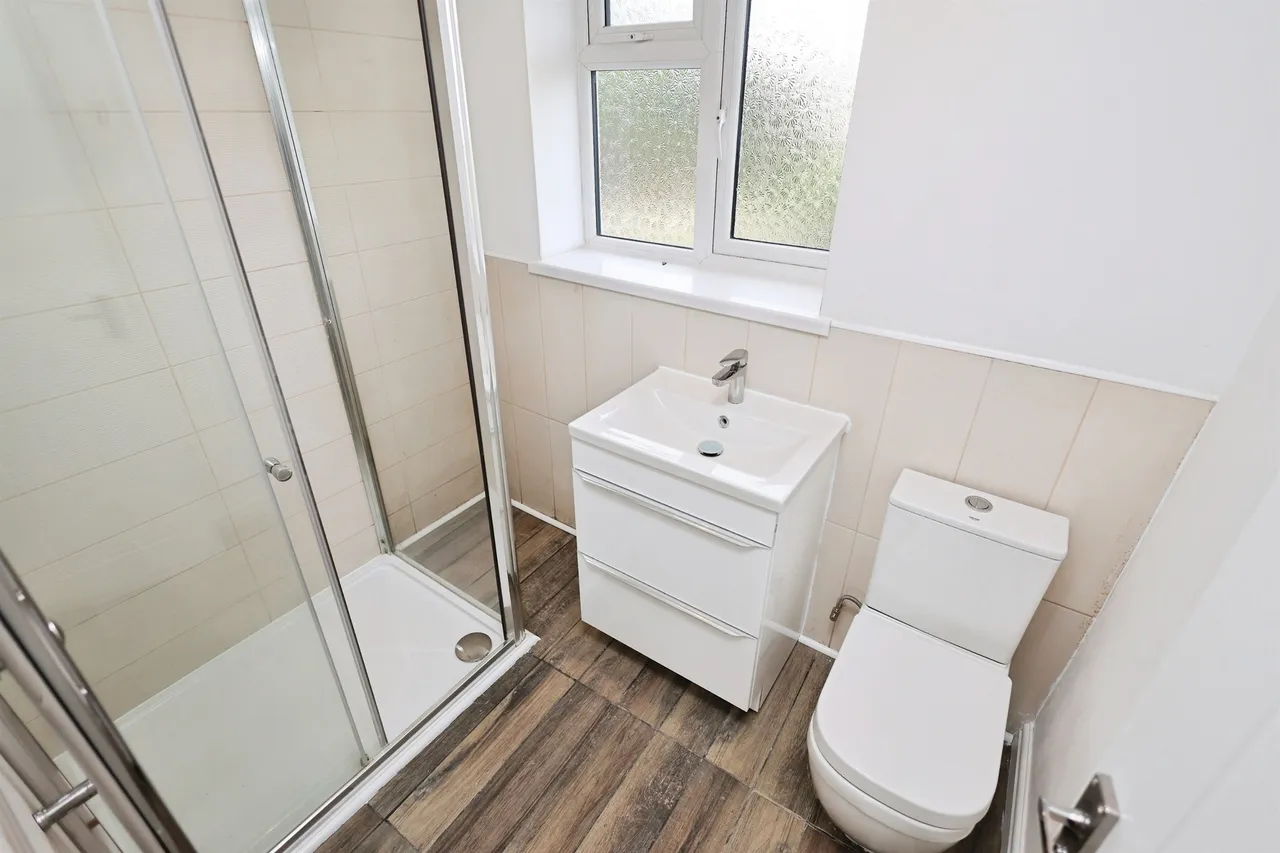Gauden Road, Wollescote, DY9, photo 19