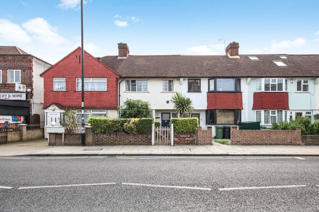 3 bed property for sale — Brockley Road, Crofton Park, London, SE4 2PJ