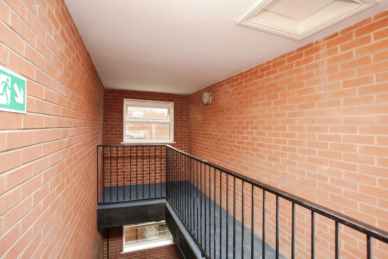 Trinity Court, Hinckley, photo 11