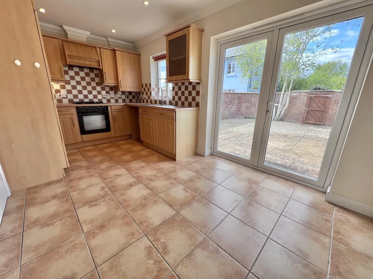Casterbridge Way, Gillingham SP8 4FG, photo 4