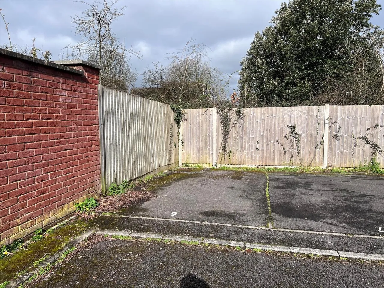 Casterbridge Way, Gillingham SP8 4FG, photo 15
