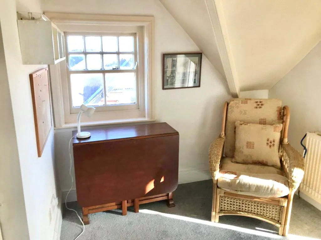 Ystrad, High Street, Llandrindod Wells, Powys, LD1 6AG, photo 6