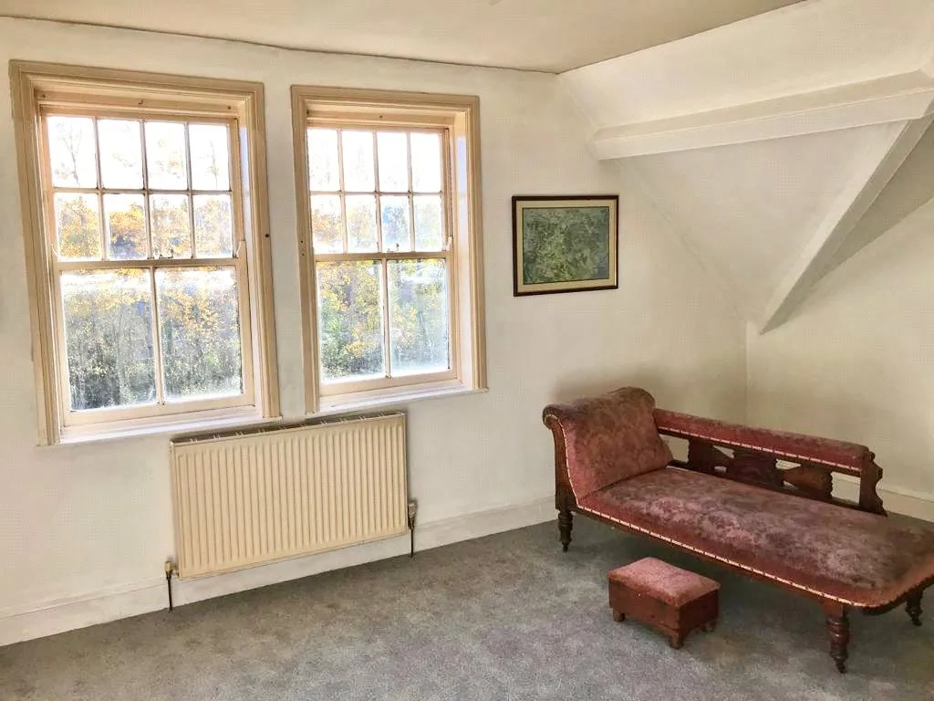 Ystrad, High Street, Llandrindod Wells, Powys, LD1 6AG, photo 4