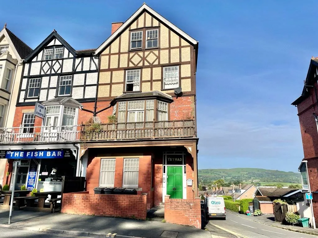 Ystrad, High Street, Llandrindod Wells, Powys, LD1 6AG, photo 15