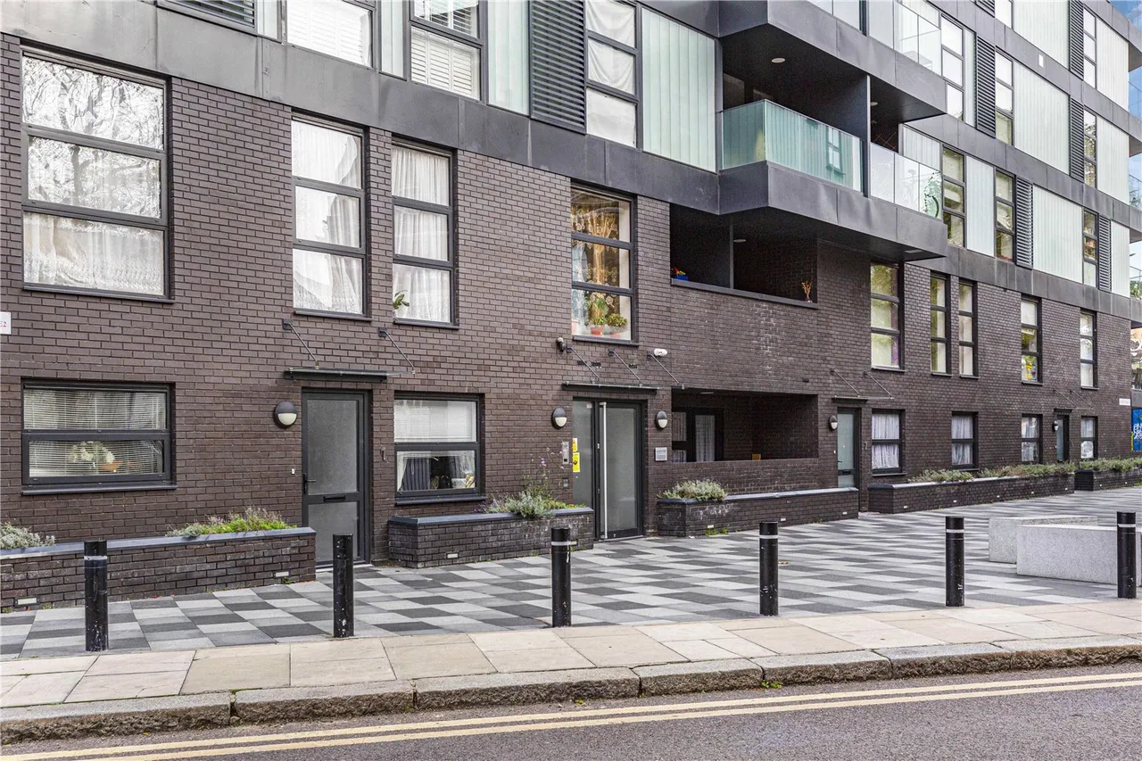 Esker Place, Cambridge Heath, E2, photo 11