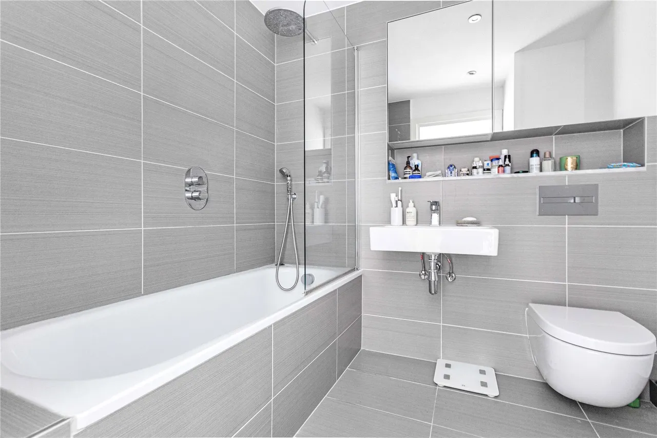 Esker Place, Cambridge Heath, E2, photo 12