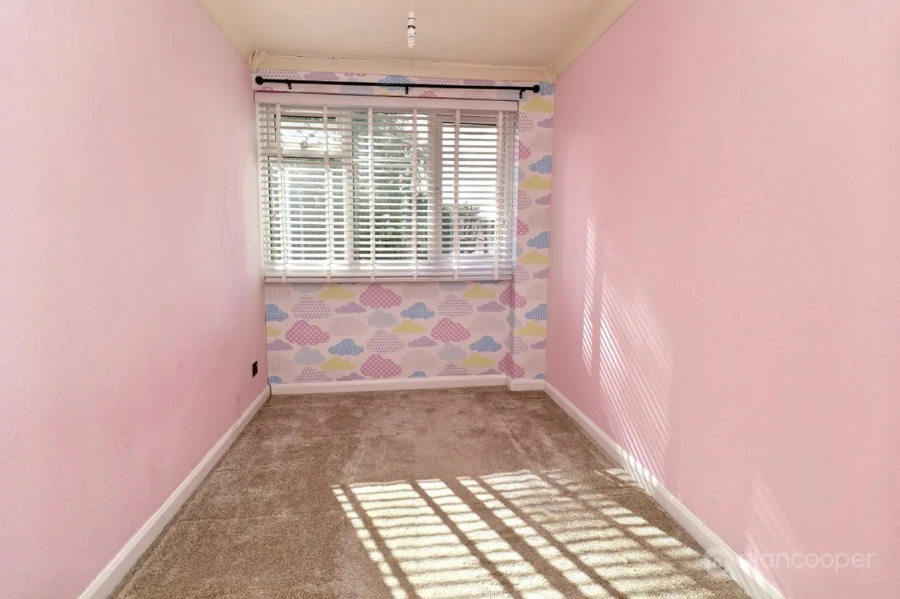 Warwick Green, Bulkington, CV12, photo 13