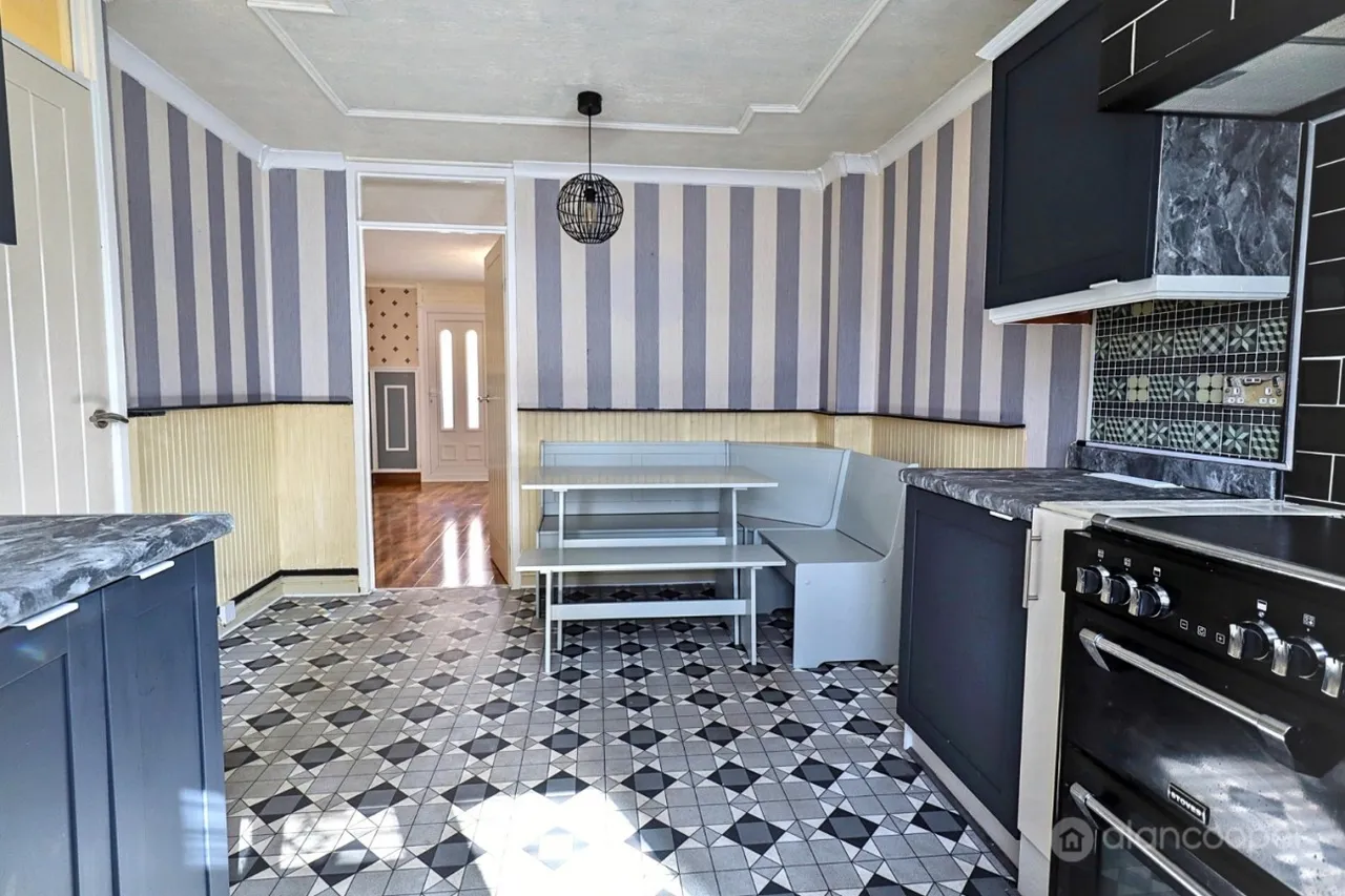 Warwick Green, Bulkington, CV12, photo 7
