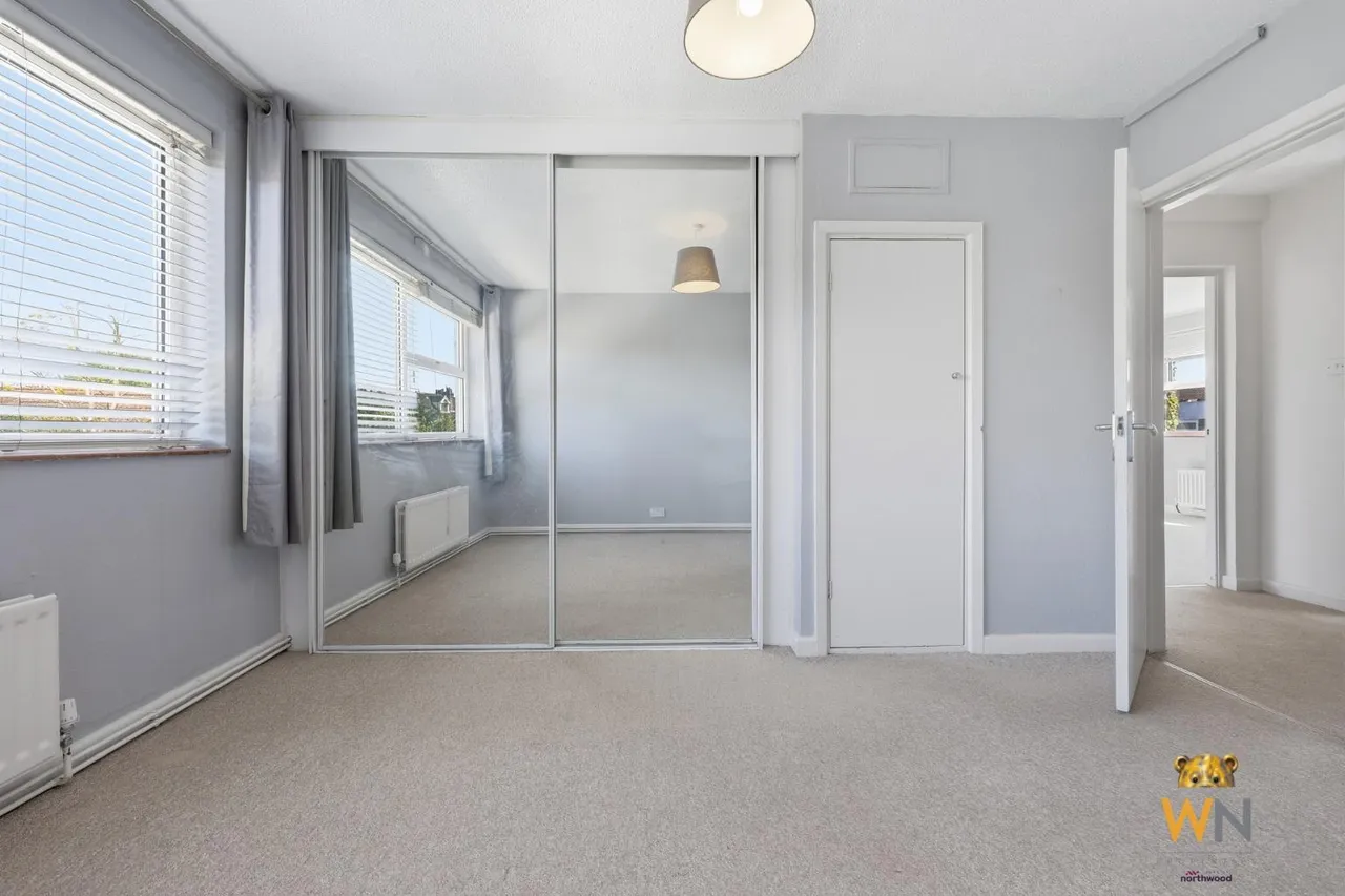 Hutton Road, Shenfield, CM15, photo 12