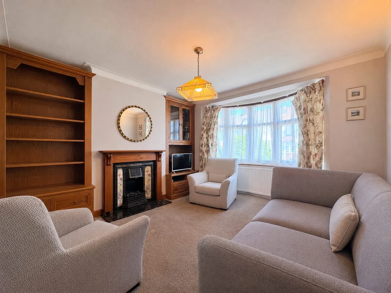 Fairfield Crescent, Edgware, HA8, photo 2