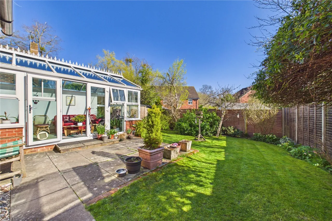 Bilberry Gardens, Mortimer, RG7, photo 2