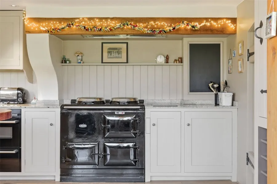 with 6 bedrooms in Radwinter, Saffron Walden, CB10, photo 5
