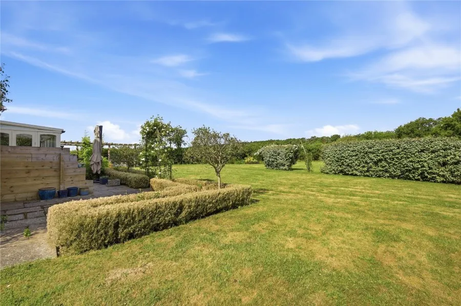 with 6 bedrooms in Radwinter, Saffron Walden, CB10, photo 29