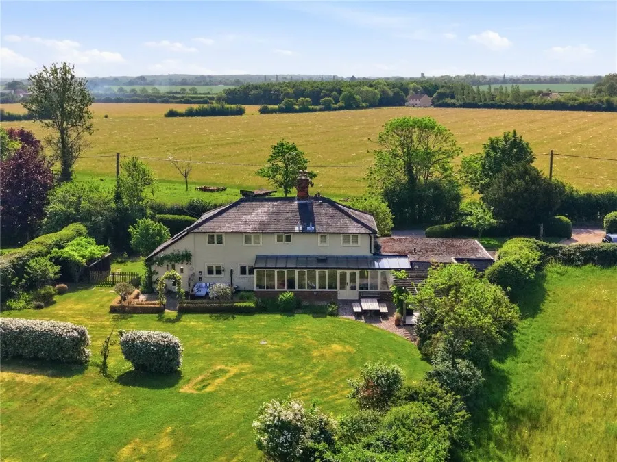 with 6 bedrooms in Radwinter, Saffron Walden, CB10, photo 18