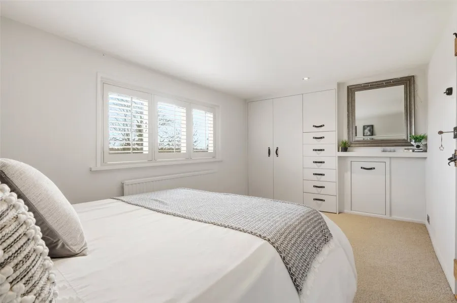 with 6 bedrooms in Radwinter, Saffron Walden, CB10, photo 12