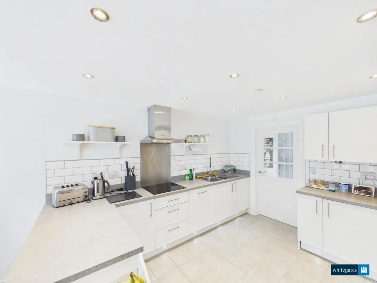 Carlton Meadows, Llay, LL12, photo 6