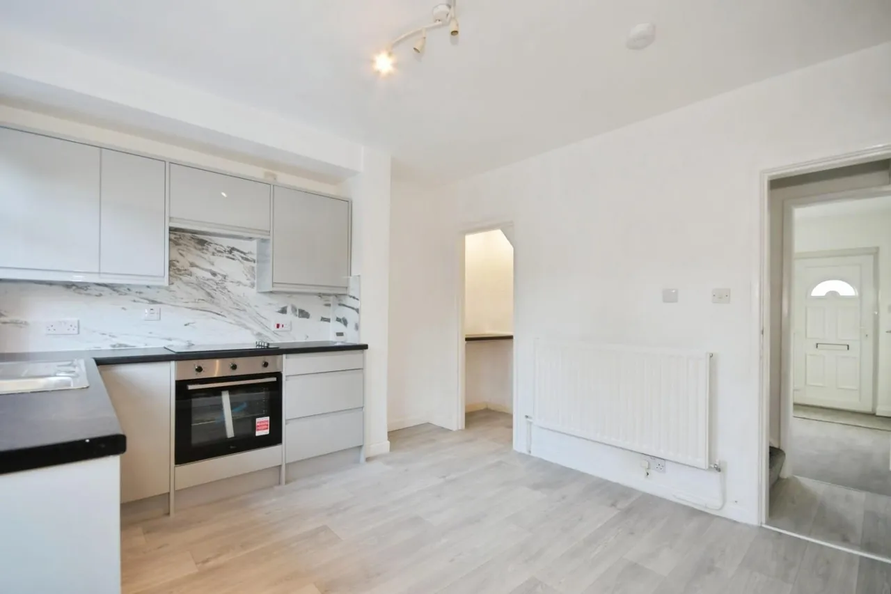 Welbeck Street, Whitwell, Worksop, S80 4TF, photo 8