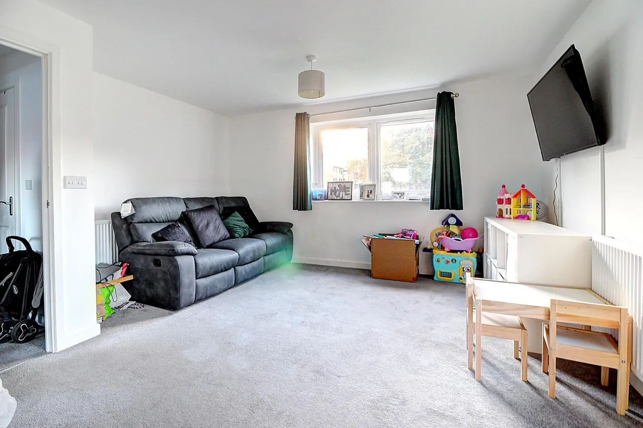 Condor Way, Basingstoke, RG24, photo 4