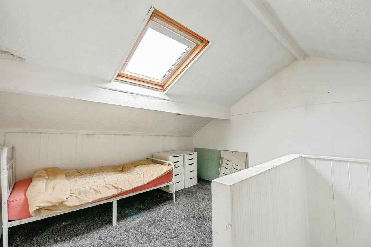 Piccadilly Road, Burnley, BB11, photo 12