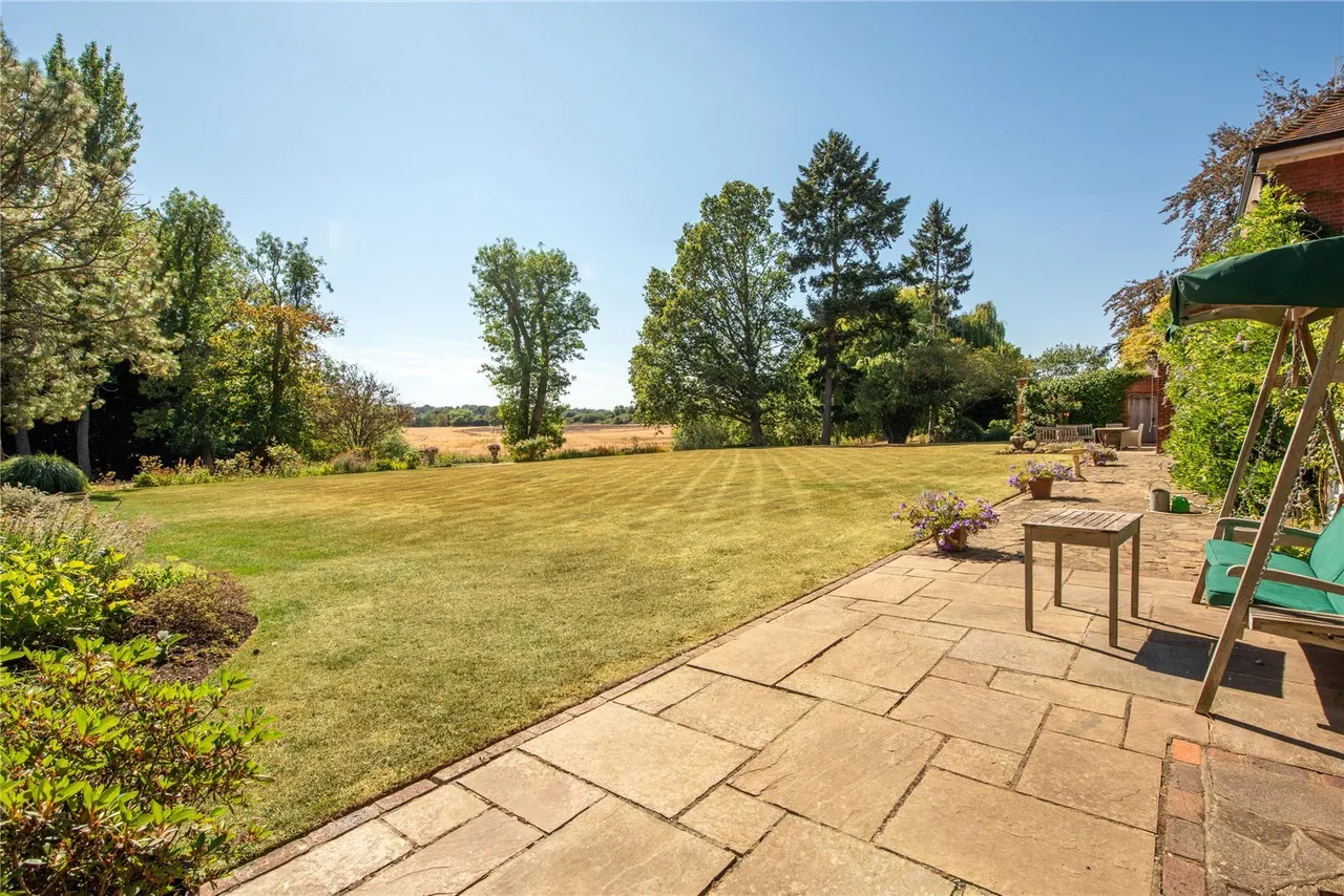 Woodlands Road, Leatherhead, KT22, photo 14