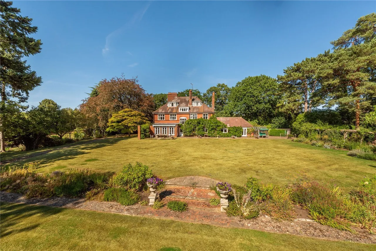 Woodlands Road, Leatherhead, KT22, photo 4