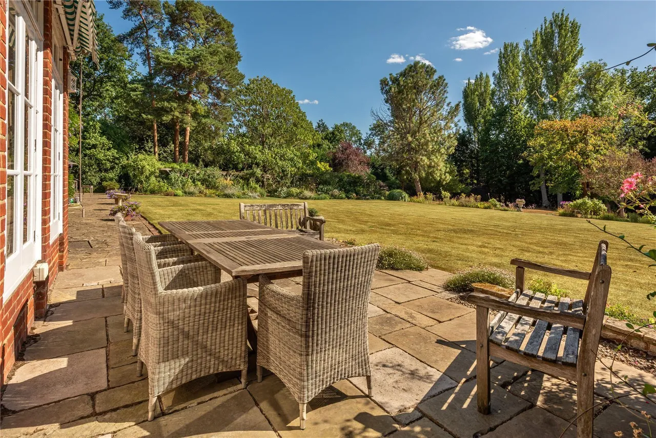 Woodlands Road, Leatherhead, KT22, photo 18