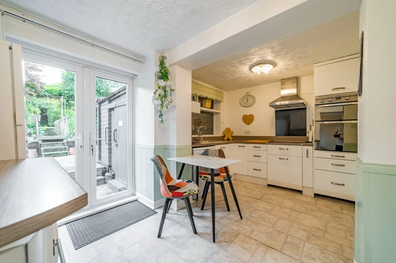 Severn Road, Heywood, OL10 4RY, photo 5
