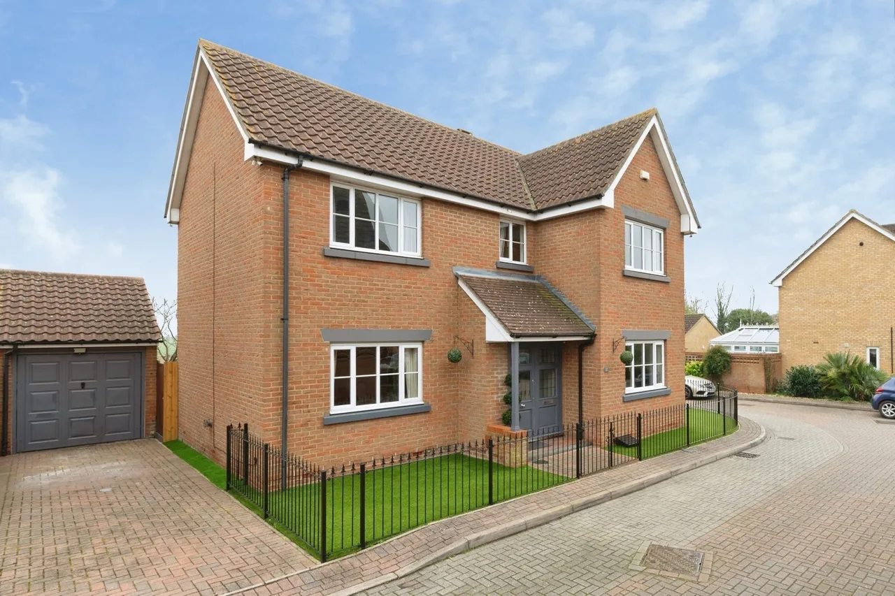 4 bed house for sale — Nelson Road, Rochford, Essex, SS4