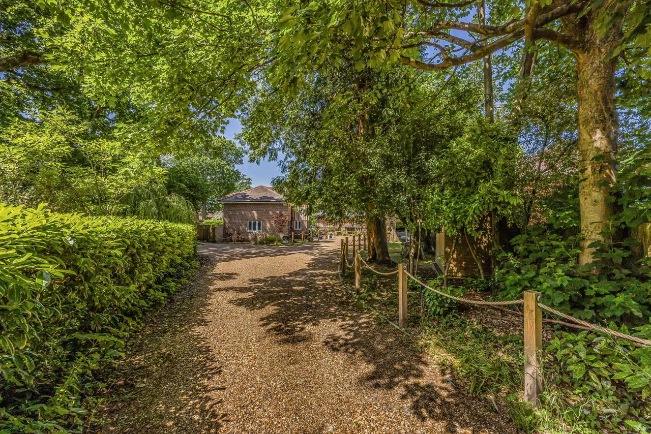 Waterlooville, Hampshire, photo 39