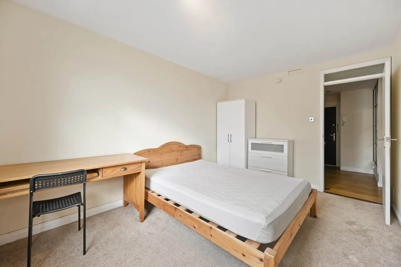 Shepherds Bush Green, Shepherds Bush, W12, photo 5
