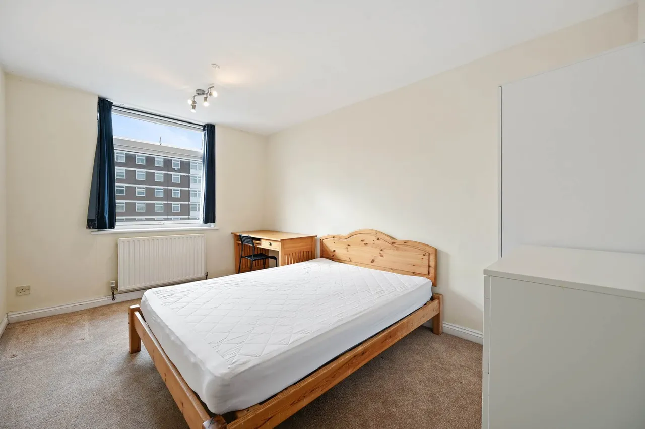 Shepherds Bush Green, Shepherds Bush, W12, photo 4