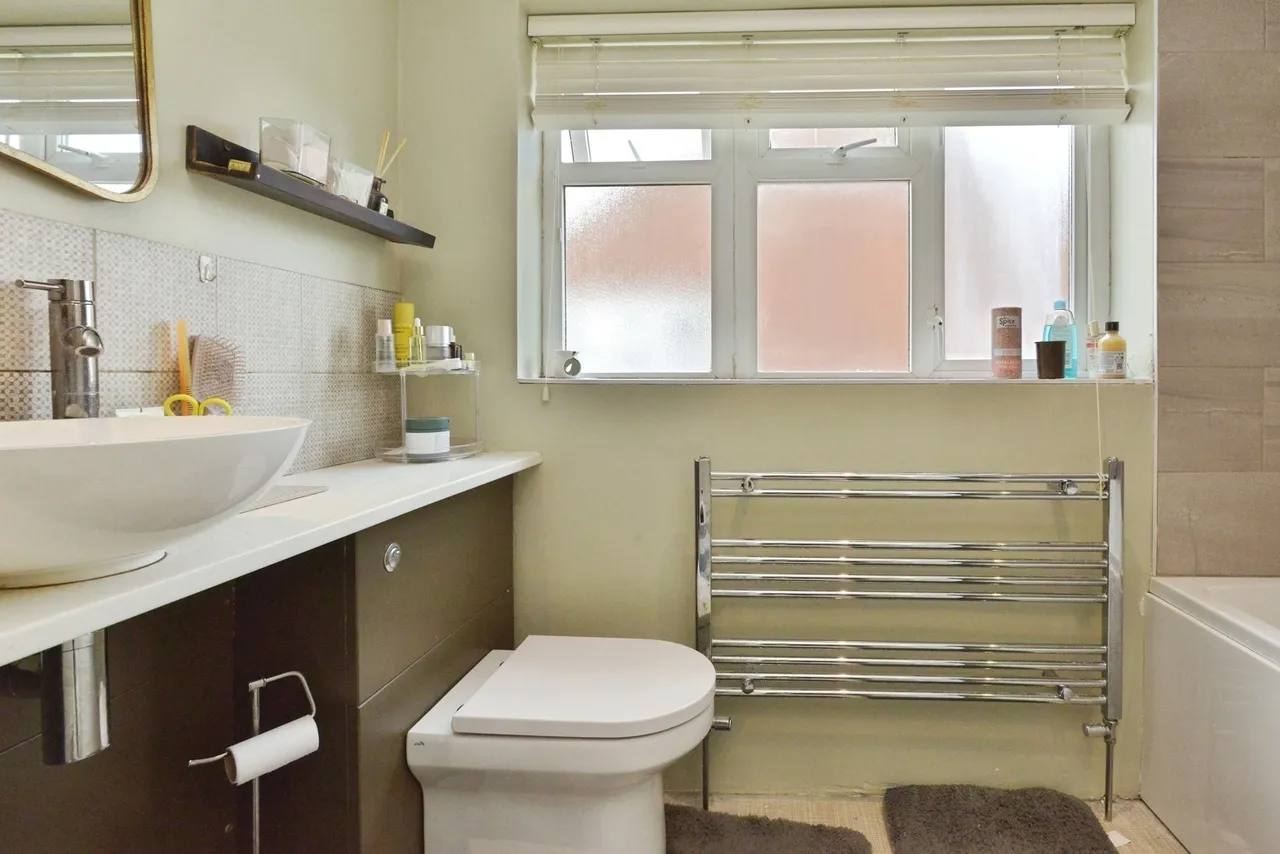 Debbs Close, Stony Stratford, Milton Keynes, MK11, photo 13