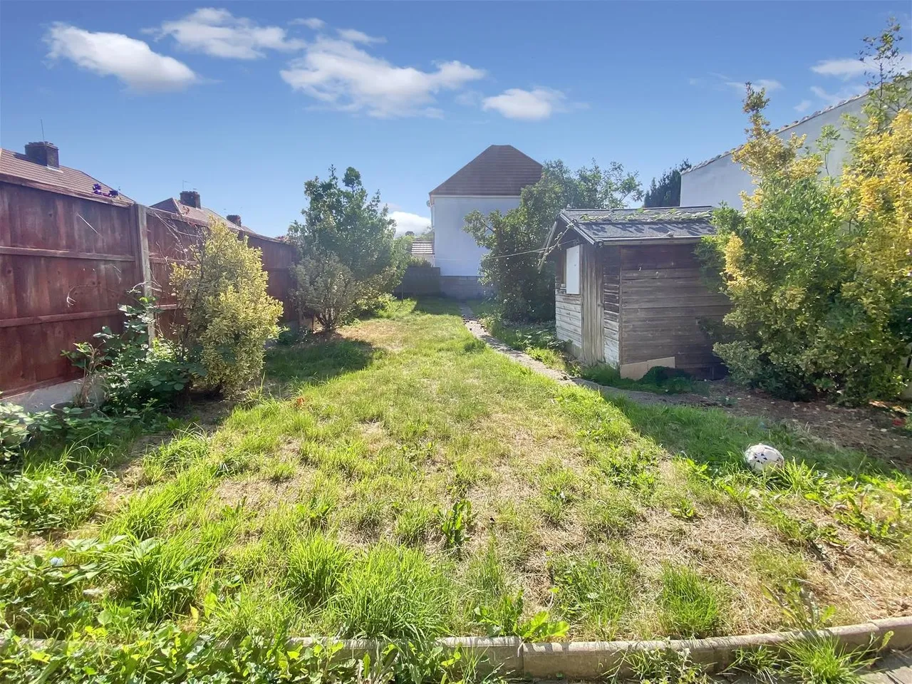 St. Leonards Gardens, Hounslow, photo 12