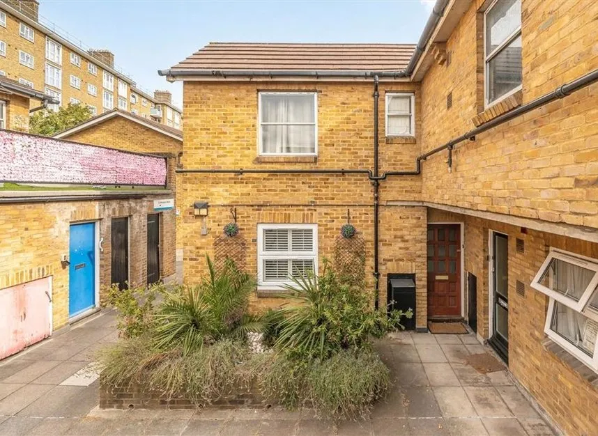 1 bed flat for sale — Collinson Walk, Borough, SE1
