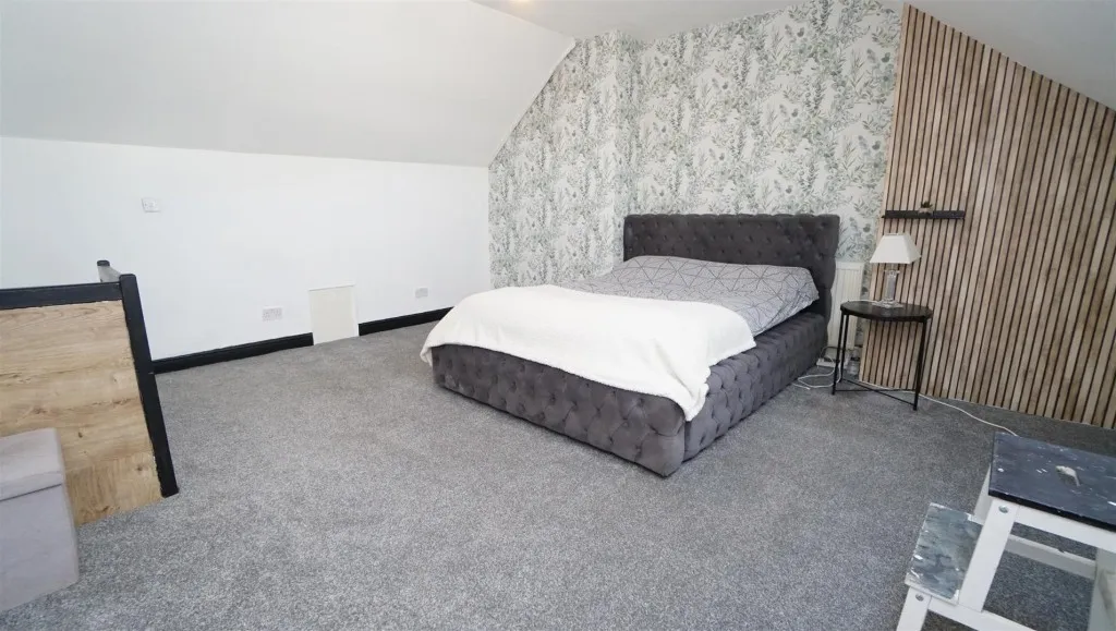 Institute Road, Eccleshill, photo 9