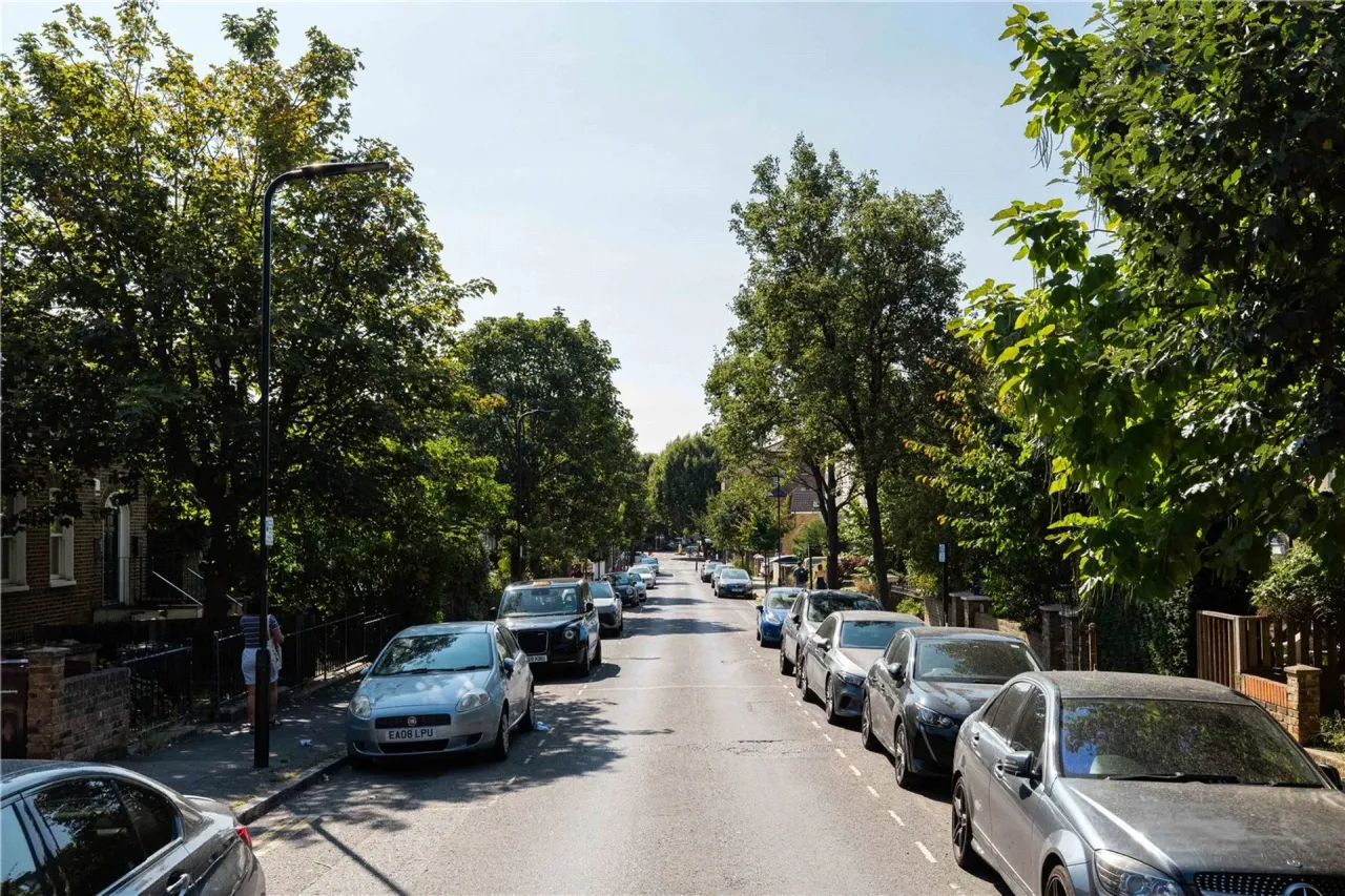 Navarino Road, Hackney, E8, photo 9