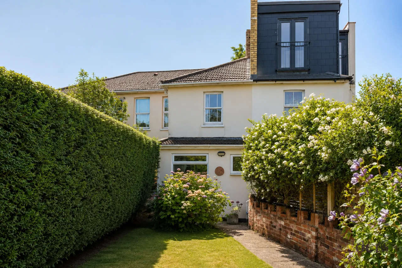Laburnum Road, Chertsey, KT16, photo 8