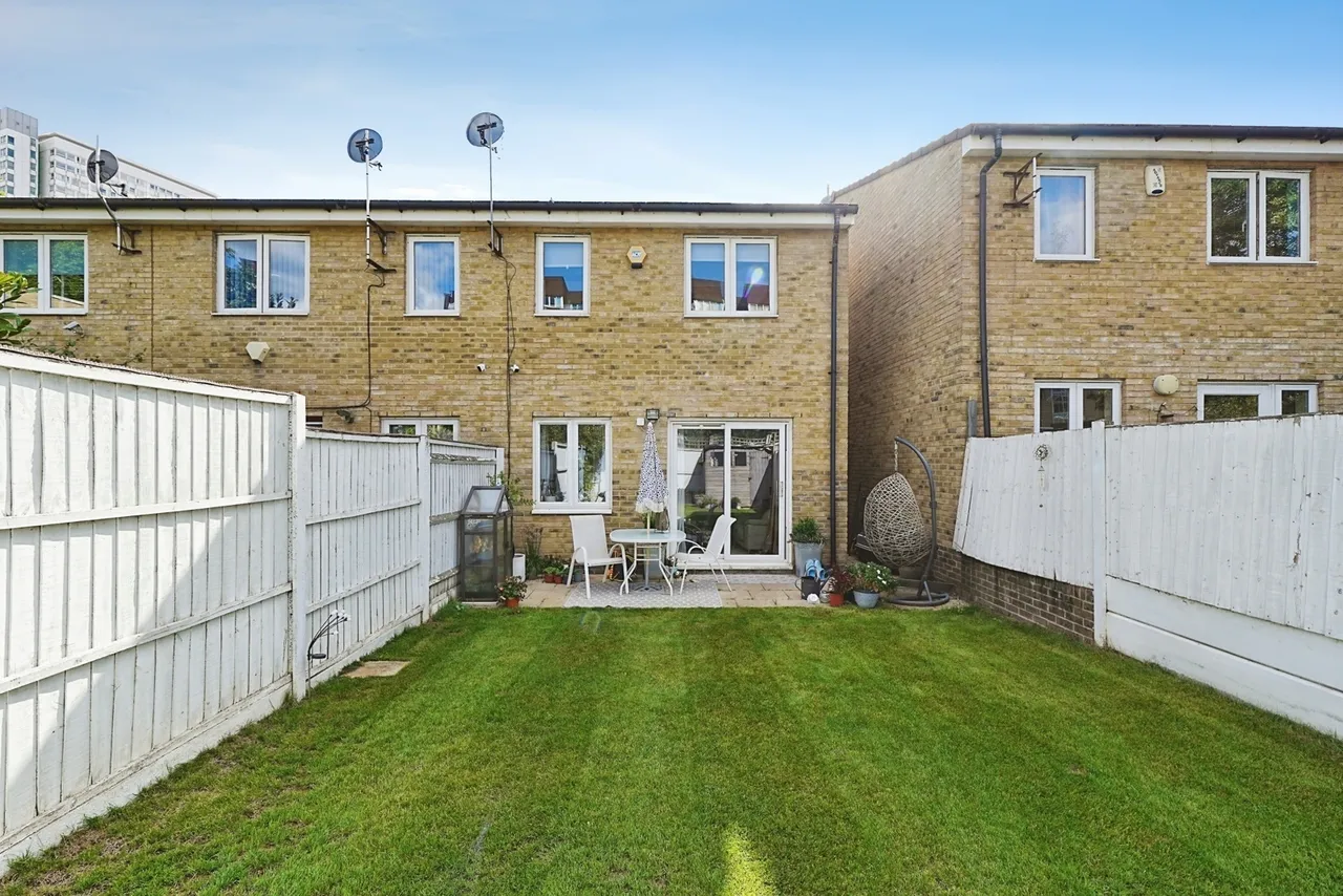 Clayton Drive, London, SE8, photo 13