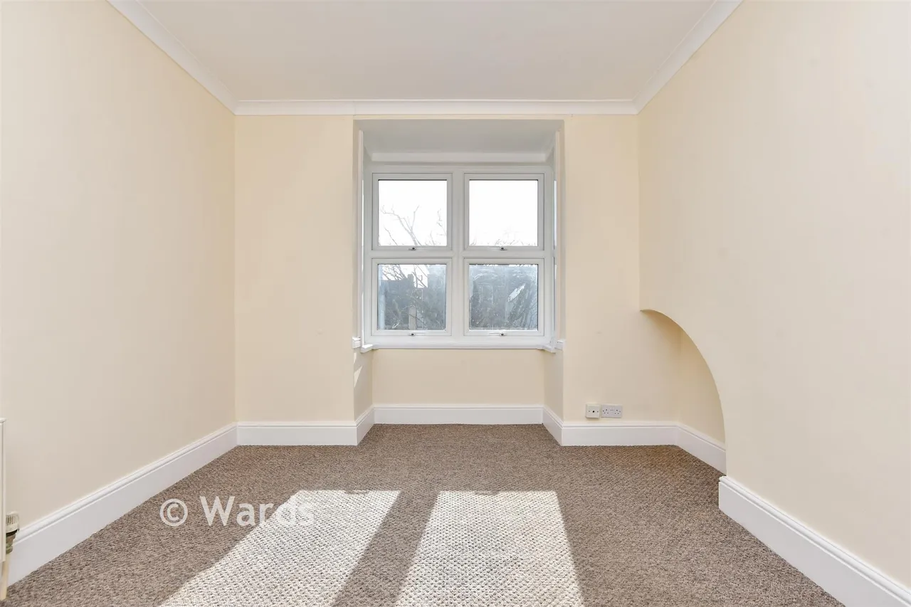 Lyndhurst Avenue, Cliftonville, CT9, photo 5